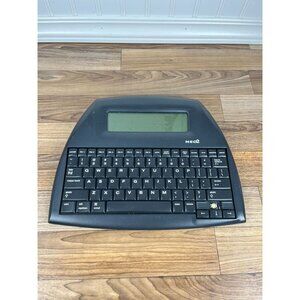 AlphaSmart Neo2 Word Processor READ FOR PARTS. KEY MISSING